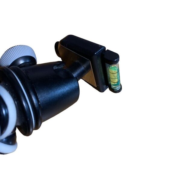 Joby GorillaPod Tripod with Level for Smartphones - Picture 3 of 9